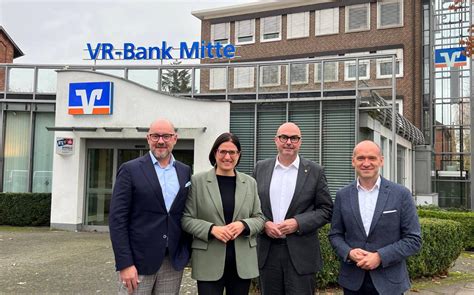 vrofrm|vr bank ofr mitte.